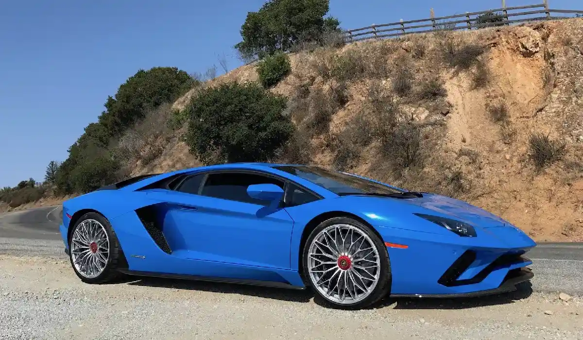 Lamborghini - Aventador S - Best Car Rentals - Best Preowned Car - Exclusive Concierge Club.webp